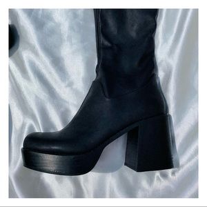 Coconut Chunky Platform Knee Boots 